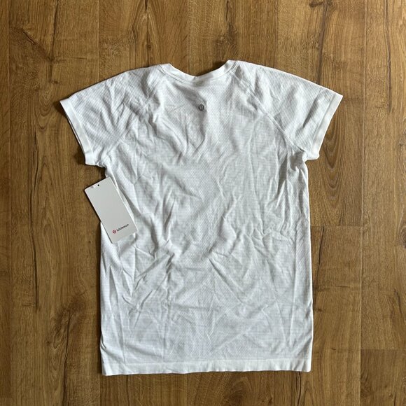 Lululemon Swiftly Tech Short Sleeve Top White Size 10 | Lightweight NWT - Picture 6 of 8